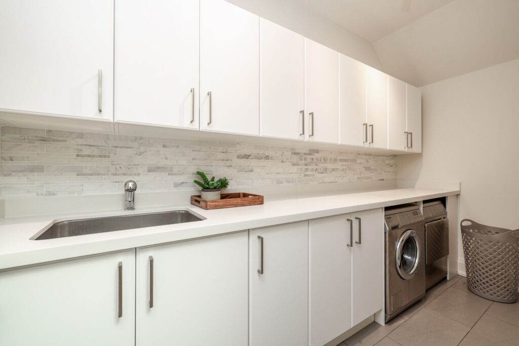 Photo of 344 Bessborough Dr