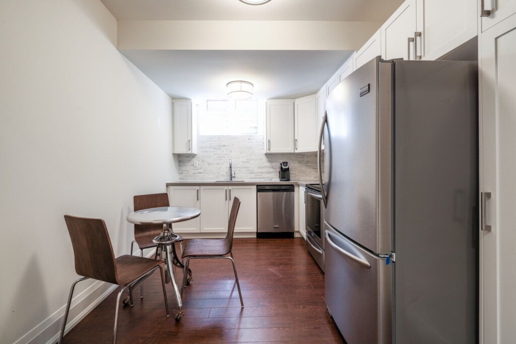 Photo of 344 Bessborough Dr