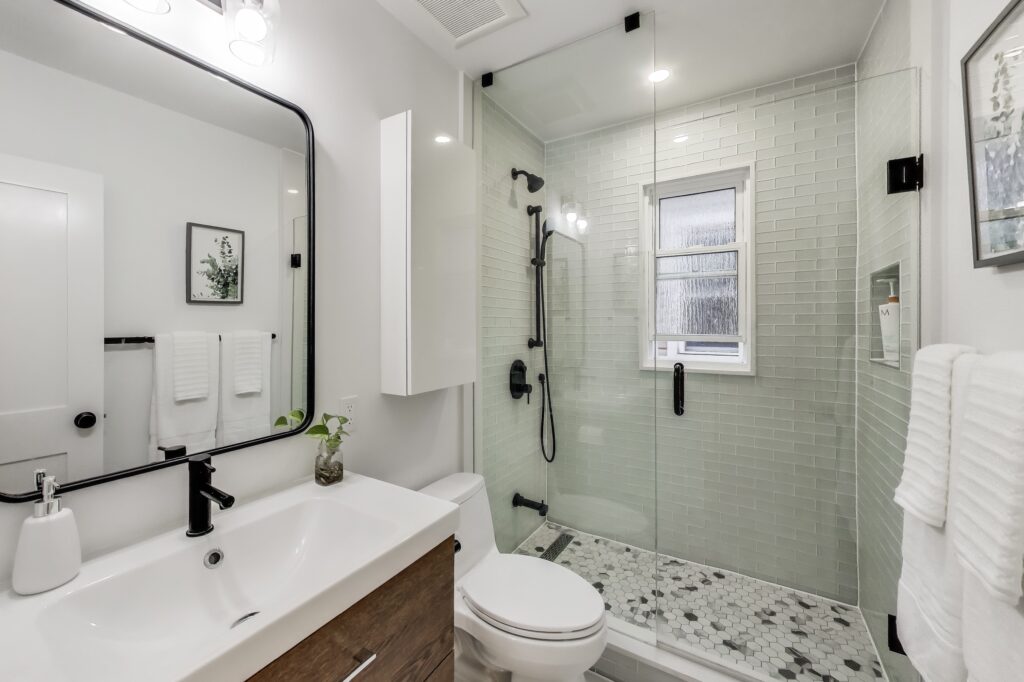 Photo of 351 Roehampton Avenue