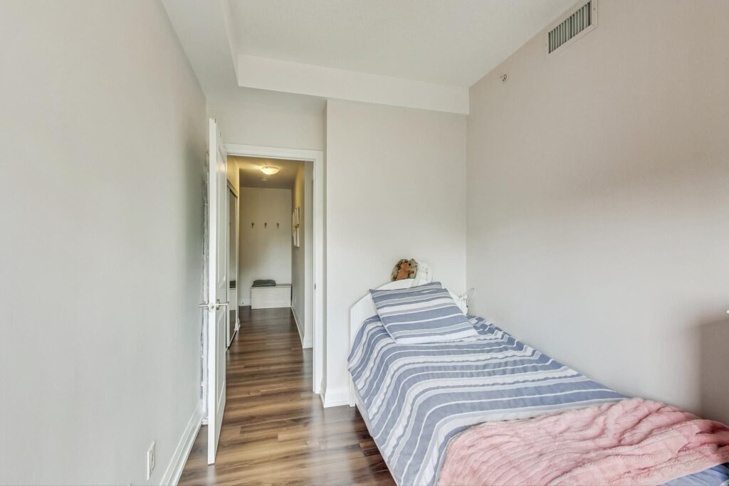 Photo of 3520 Danforth Ave, Unit 206