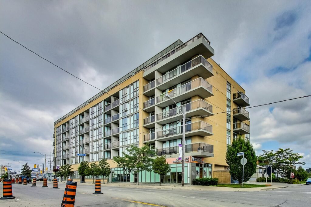 Photo of 3520 Danforth Ave, Unit 206