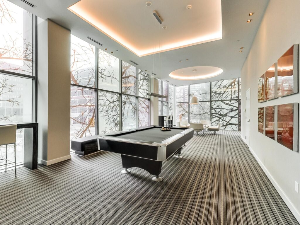 Photo of 37 Grosvenor Street Suite 1201