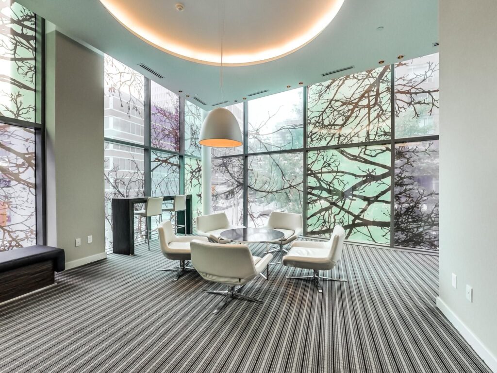Photo of 37 Grosvenor Street Suite 1201