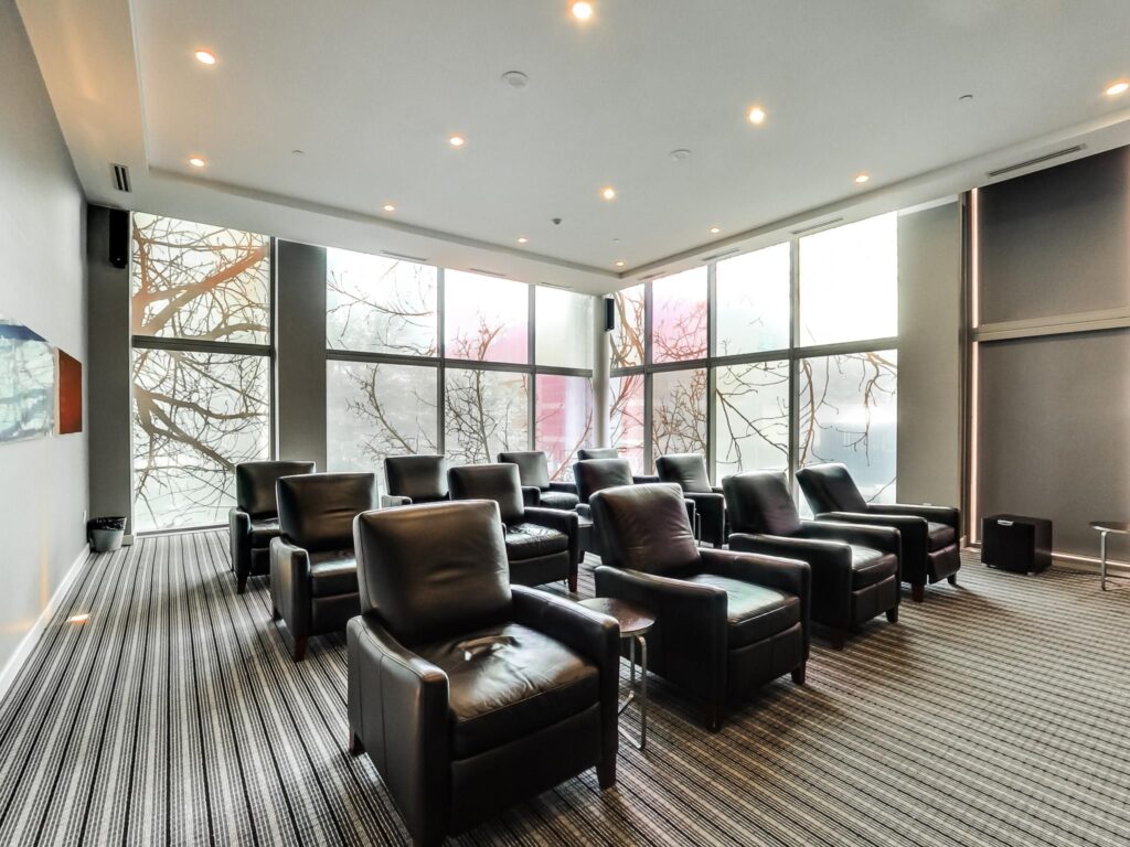 Photo of 37 Grosvenor Street Suite 1201