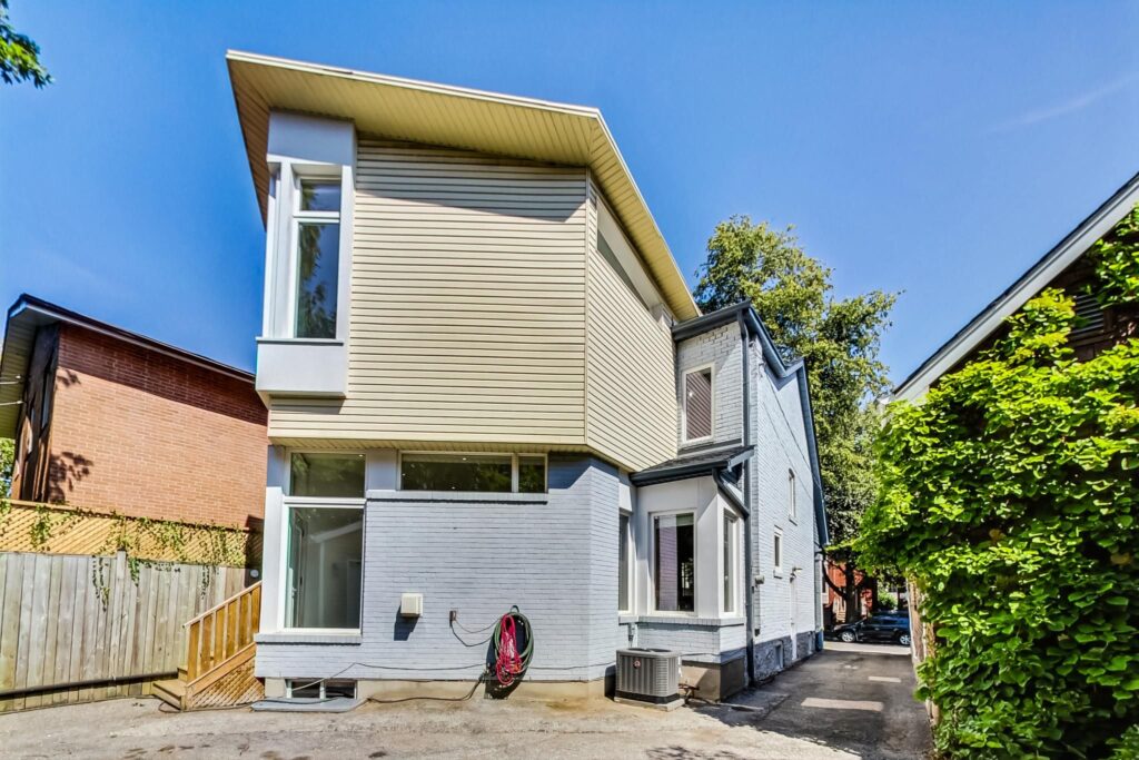 Photo of 38 Marmot St