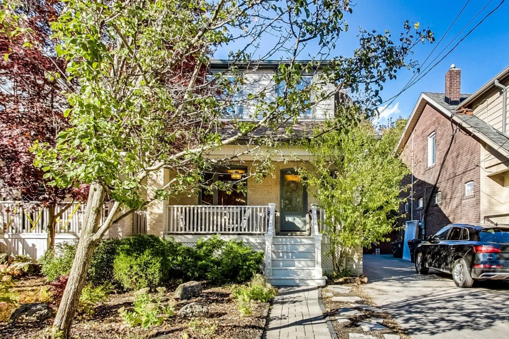 Photo of 386 Millwood Road