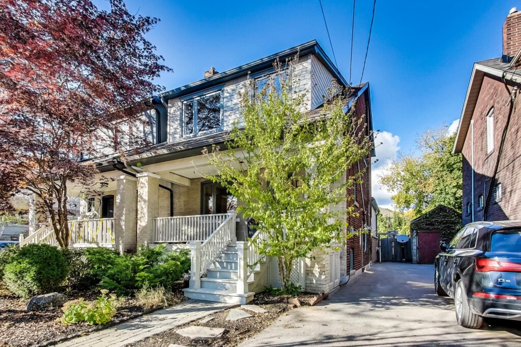 Photo of 386 Millwood Road