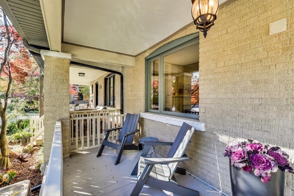 Photo of 386 Millwood Road