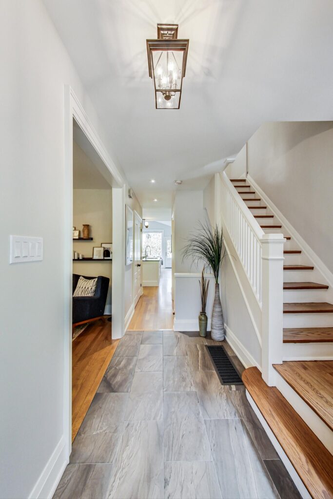 Photo of 386 Millwood Road