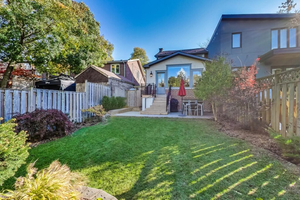 Photo of 386 Millwood Road