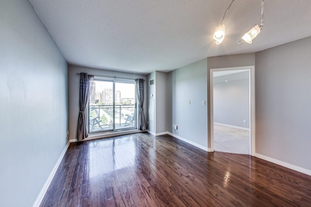 Photo of 39 Oneida Crescent Suite 407