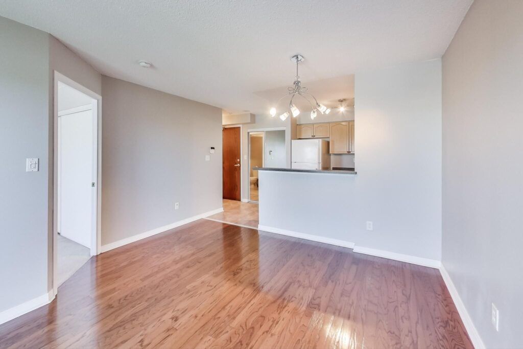 Photo of 39 Oneida Crescent Suite 407