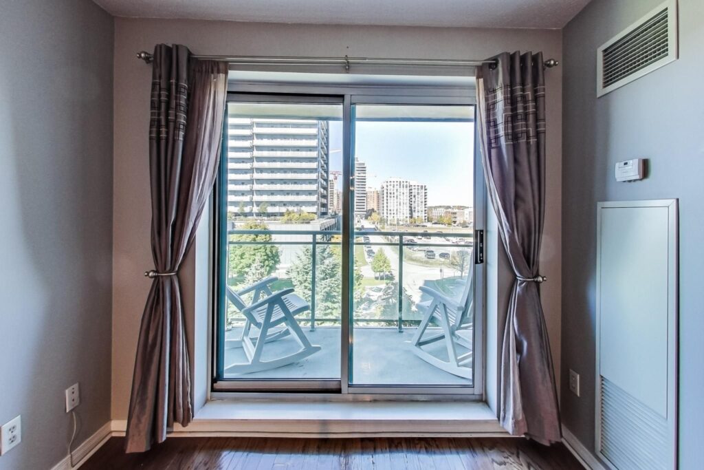 Photo of 39 Oneida Crescent Suite 407