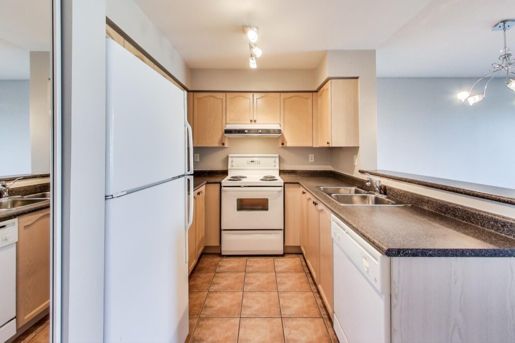 Photo of 39 Oneida Crescent Suite 407