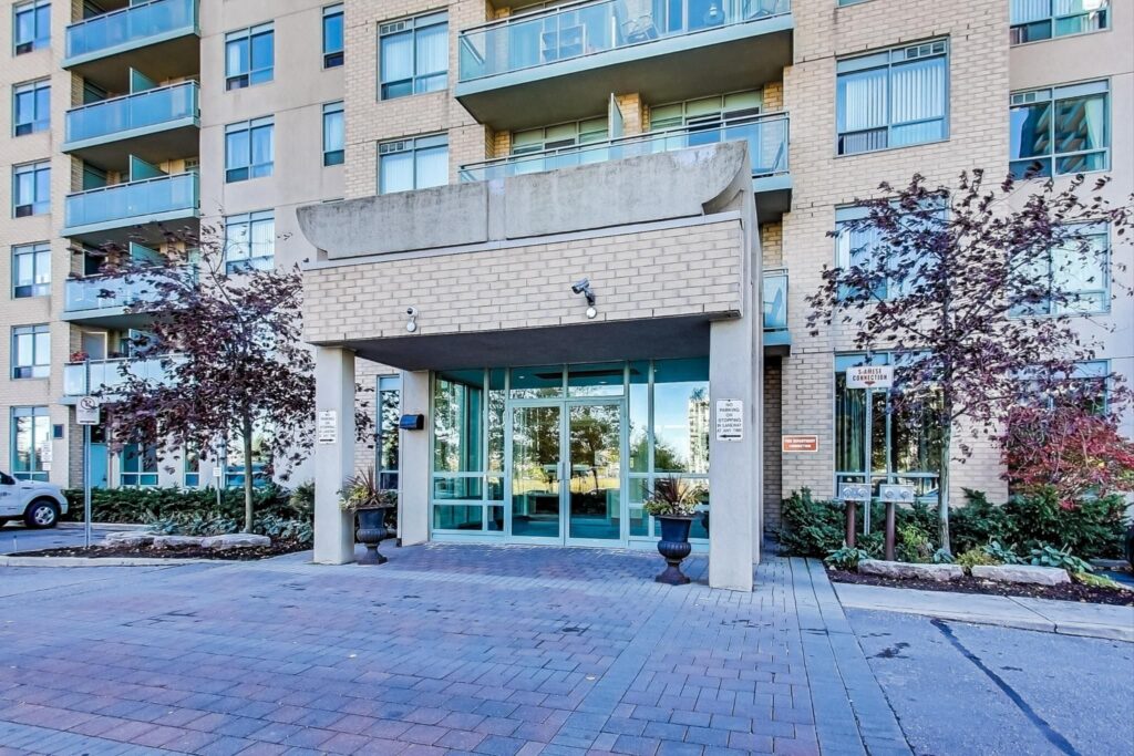 Photo of 39 Oneida Crescent Suite 407