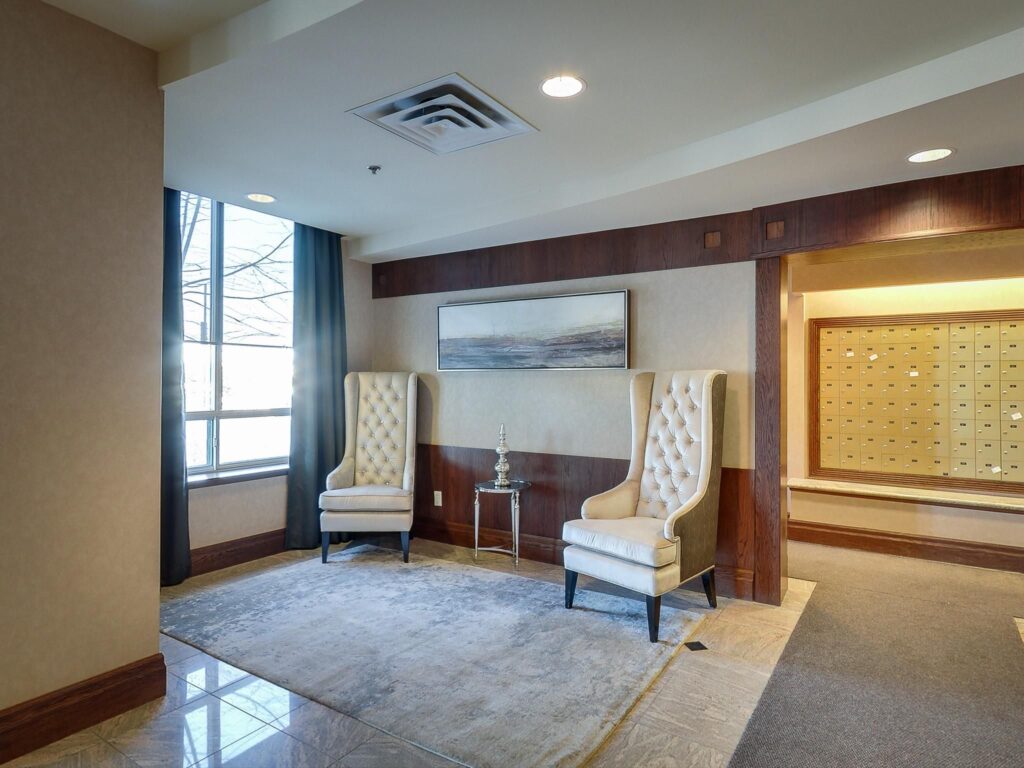 Photo of 39 Oneida Crescent Suite 407