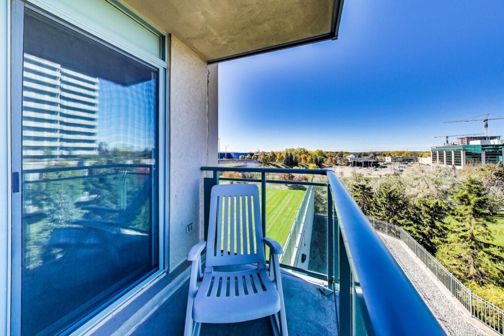 Photo of 39 Oneida Crescent Suite 407