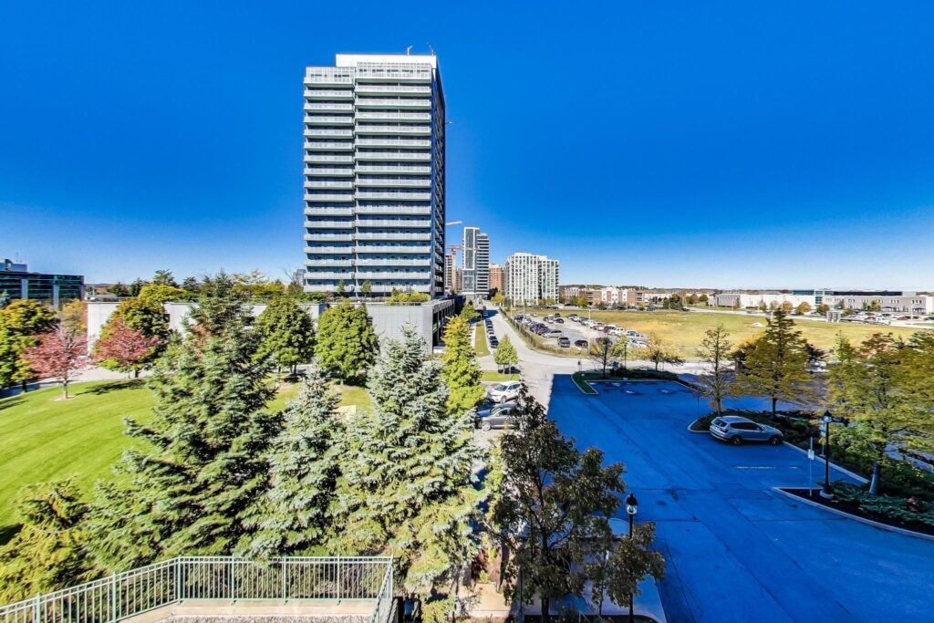 Photo of 39 Oneida Crescent Suite 407