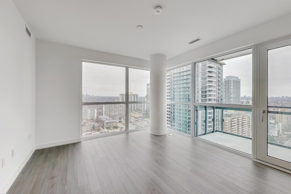 Photo of 39 Roehampton Avenue Suite 1809