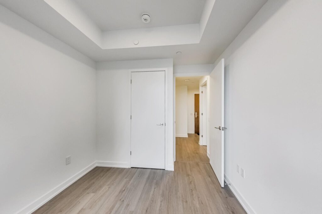 Photo of 39 Roehampton Avenue Suite 1809