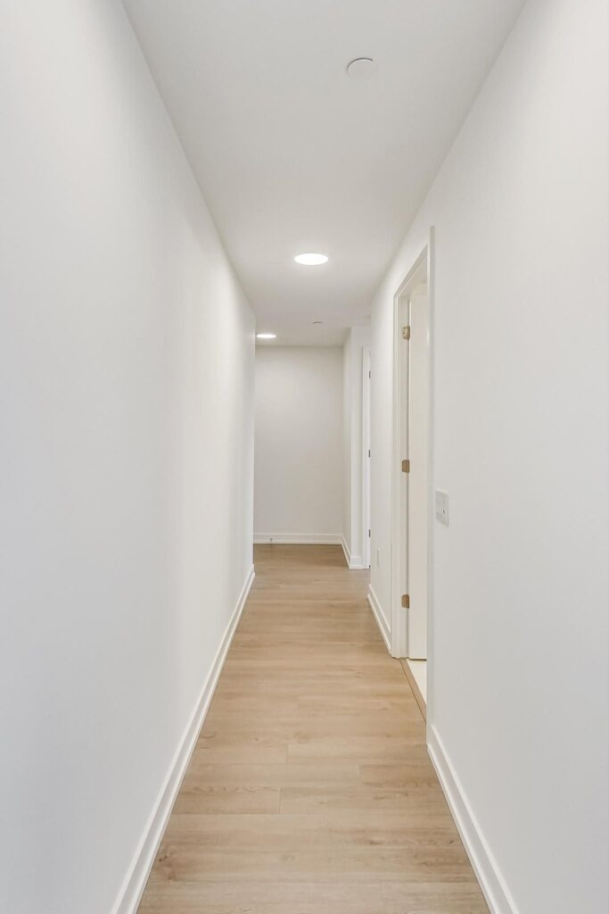 Photo of 39 Roehampton Avenue Suite 1809