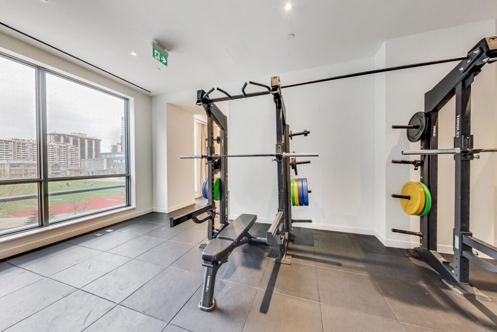Photo of 39 Roehampton Avenue Suite 1809