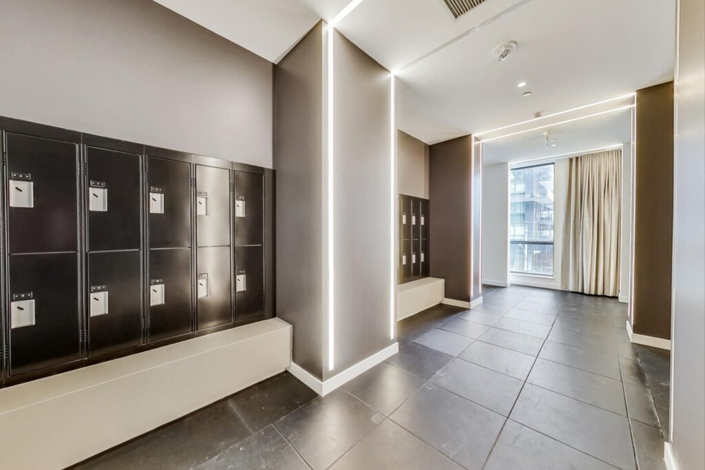 Photo of 39 Roehampton Avenue Suite 1809