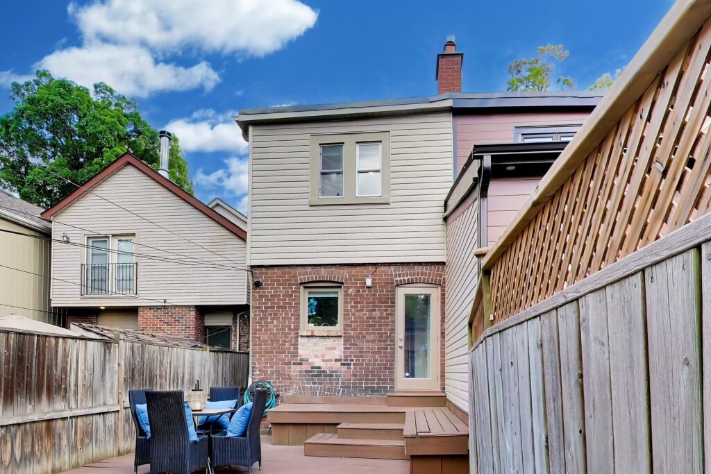 Photo of 472 Balliol St