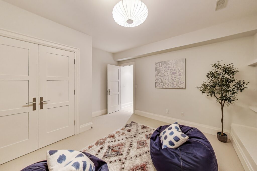 Photo of 474 Sutherland Drive