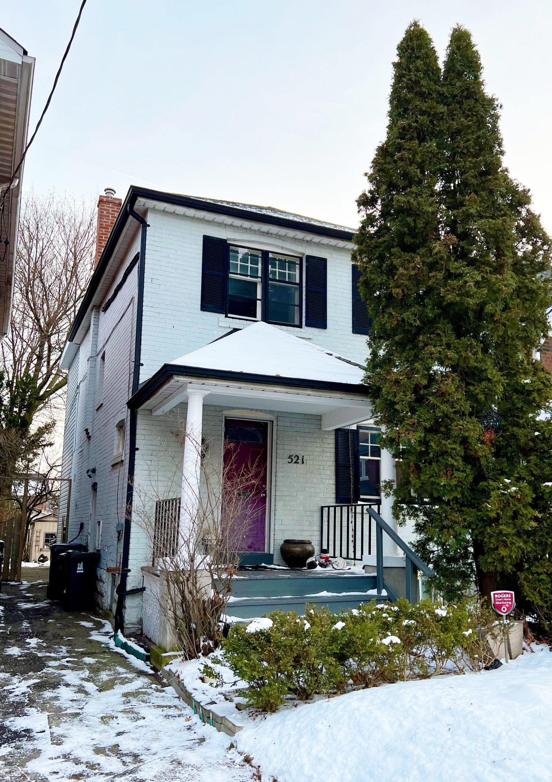 Photo of 521 Davisville Avenue