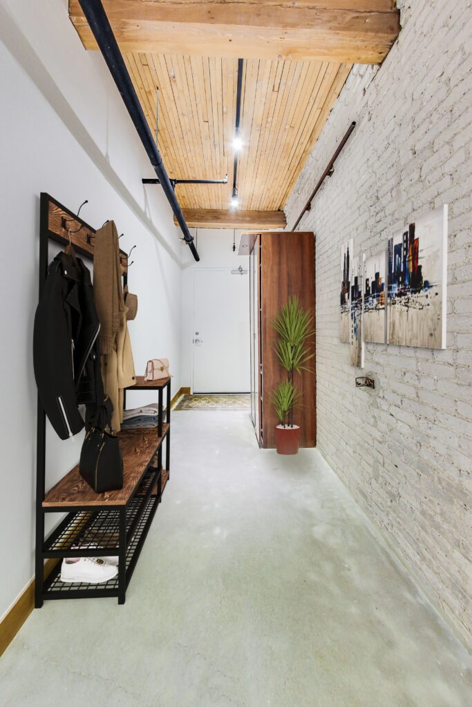 Photo of 68 Broadview Avenue Suite 512