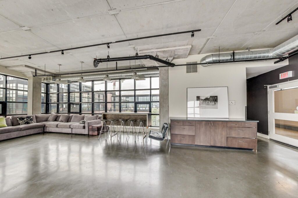 Photo of 68 Broadview Avenue Suite 512