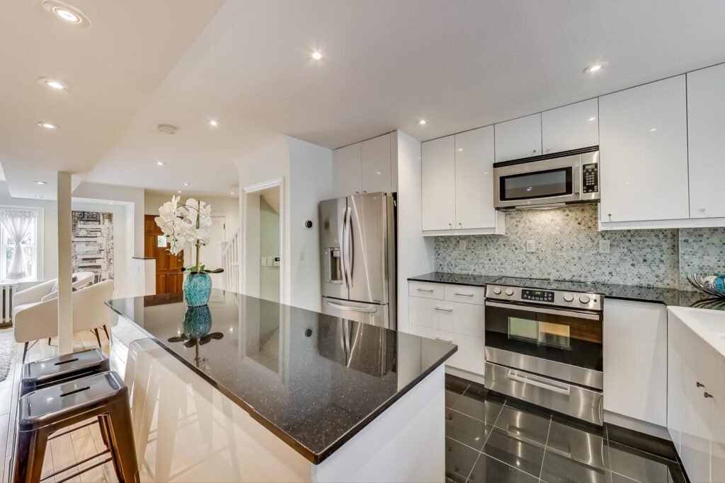 Photo of 72 Mann Avenue