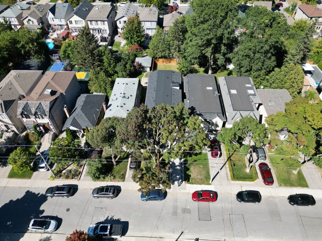 Photo of 72 Vanderhoof Avenue