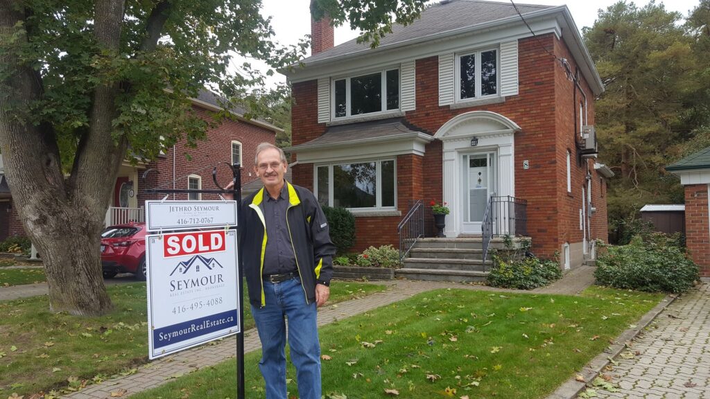 Photo of 8 Rykert Crescent