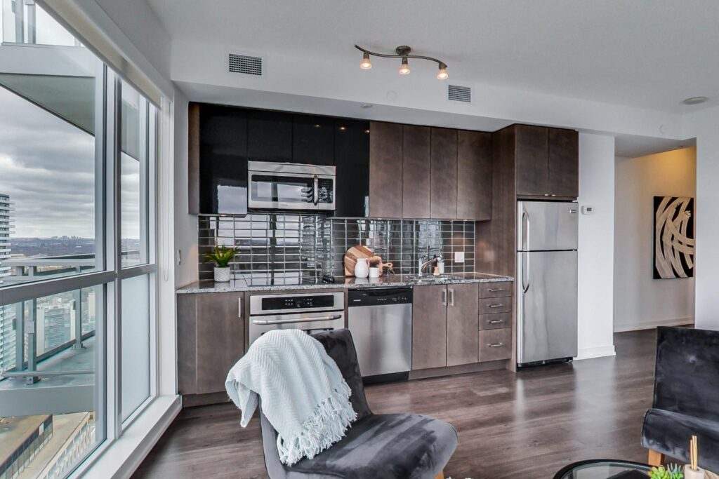 Photo of 89 Dunfield Avenue Suite 2902