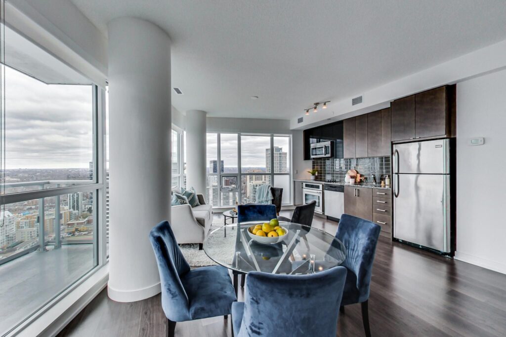 Photo of 89 Dunfield Avenue Suite 2902