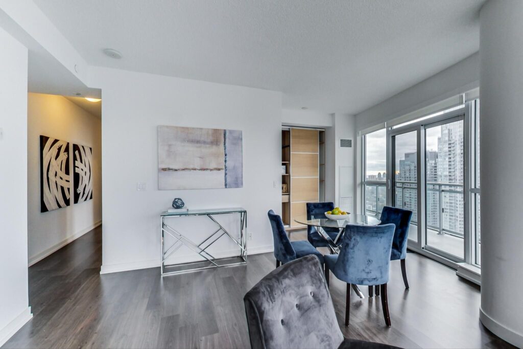 Photo of 89 Dunfield Avenue Suite 2902