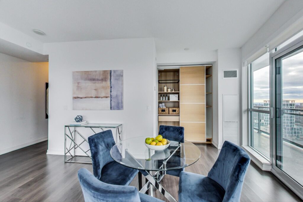 Photo of 89 Dunfield Avenue Suite 2902