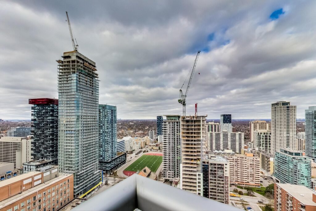 Photo of 89 Dunfield Avenue Suite 2902