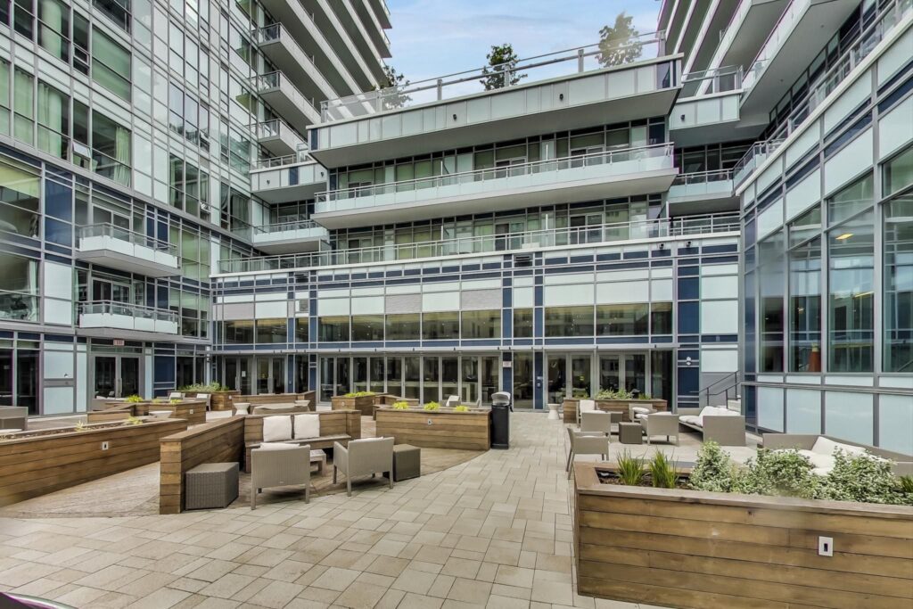 Photo of 89 Dunfield Avenue Suite 2902