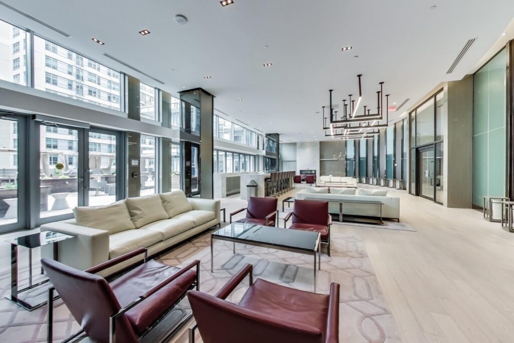 Photo of 89 Dunfield Avenue Suite 2902